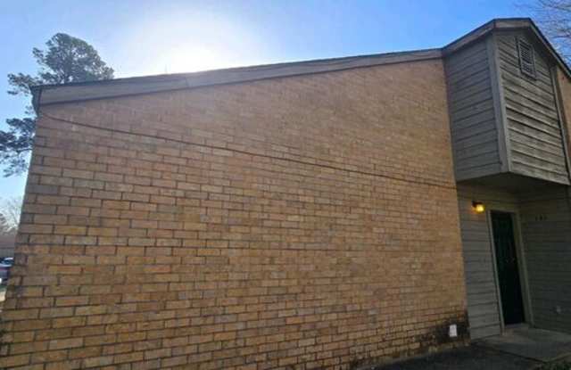 139-141 Jester Circle