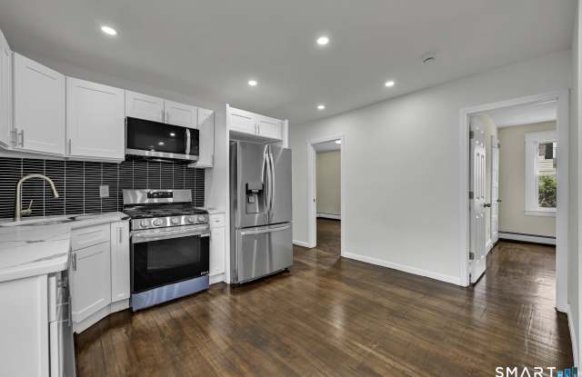 54 Overlook Avenue