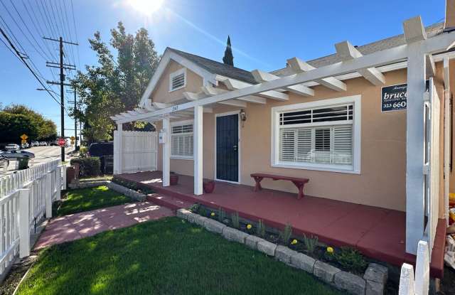 GORGEOUS Los Feliz PRIME 3 Bed Home for Lease NOW Limited Showings!!!
