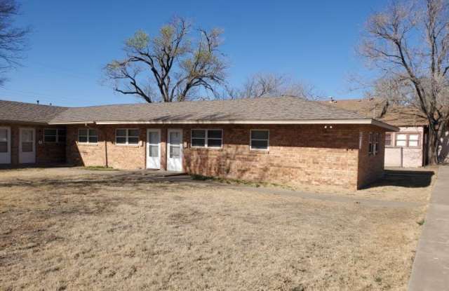 2612 5th Ave - 2612 5th Avenue, Canyon, TX 79015