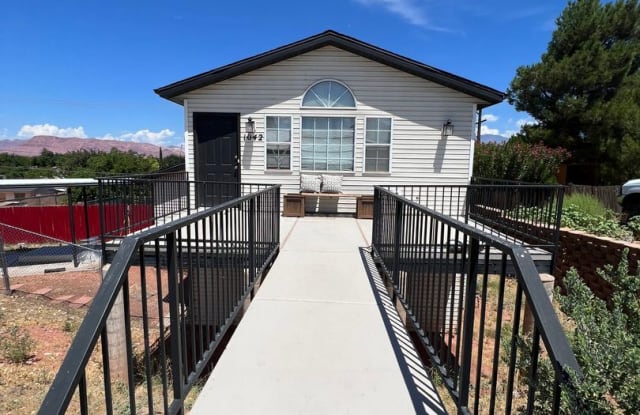 1042 W 540 N - 1042 West 540 North, St. George, UT 84770