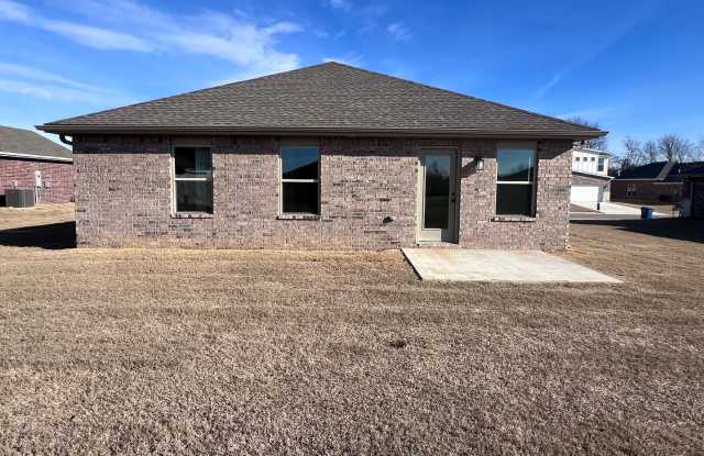 Photo of 4 Bedroom In Webb City!