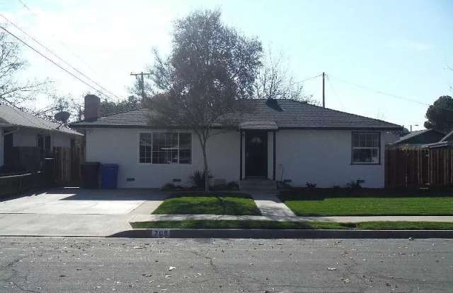 709 West Malone Street