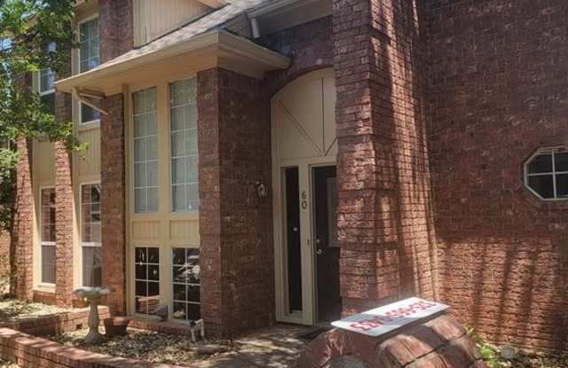 60 Courtyard Lane