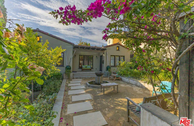 Photo of 3234 Ettrick St