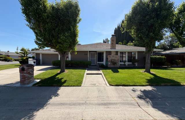 Well Maintained Duplex