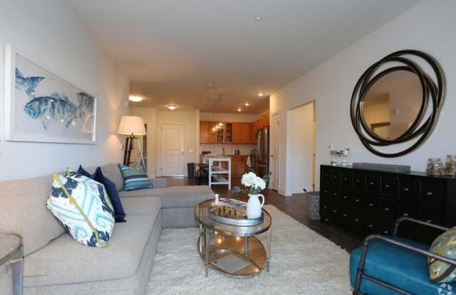 The Shipyard at Port Jefferson Harbor Apartments