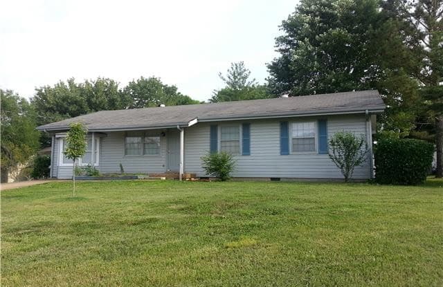 215 Creekview Dr - 215 Creekview Drive, Mount Juliet, TN 37122