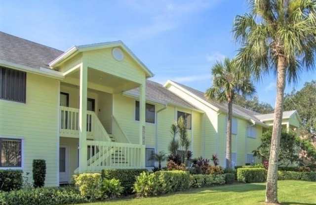 Photo of 5745 Pelican Pointe Drive 4