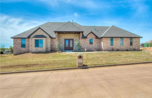 2578 Shady Hollow Drive - 2578 Shady Hollow Dr, Midwest City, OK 73020