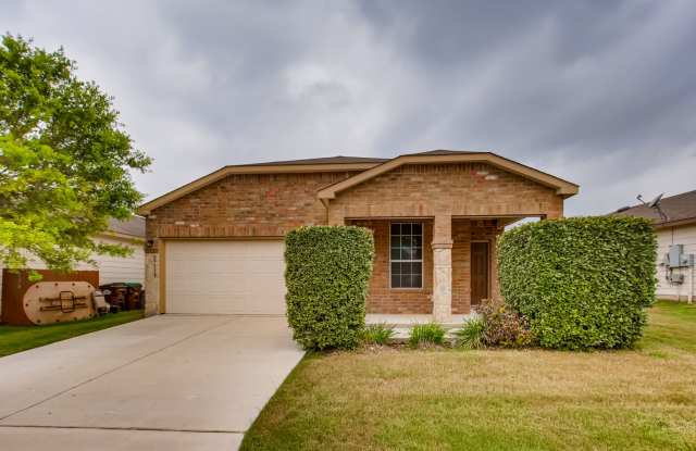 3 Bedroom/2 Bathroom 1-Story Home on a GREENBELT