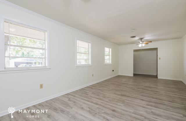 1006 Tanglewood Drive