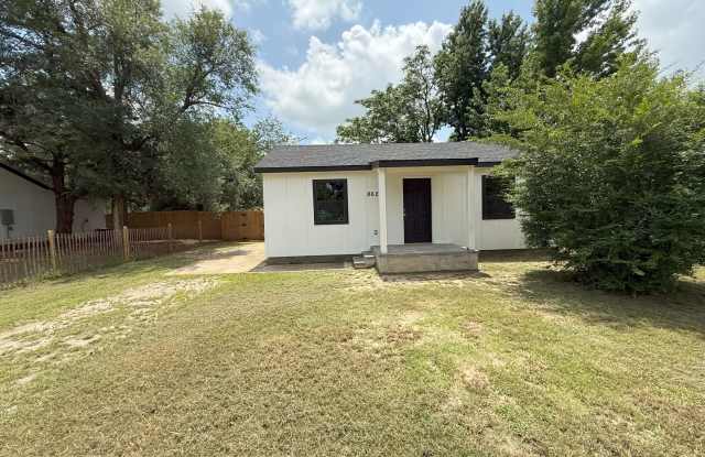 8624 Northeast 17th Street