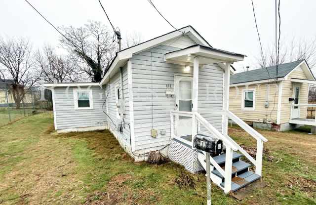 Homes for rent in Henderson NC - 311 Mulberry Avenue - Schedule Showing Online at www.rentnc.net