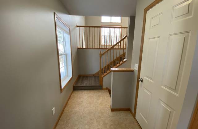 4959 Bluff Heights Trail SE