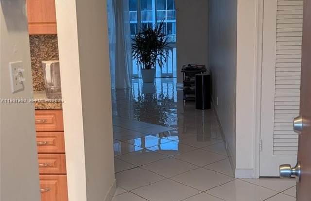 Photo of 301 NE 14th Ave