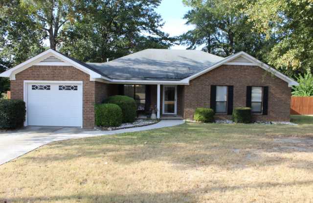 1015 Country Place Drive