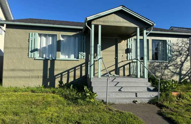 2 Bedroom House in Eureka