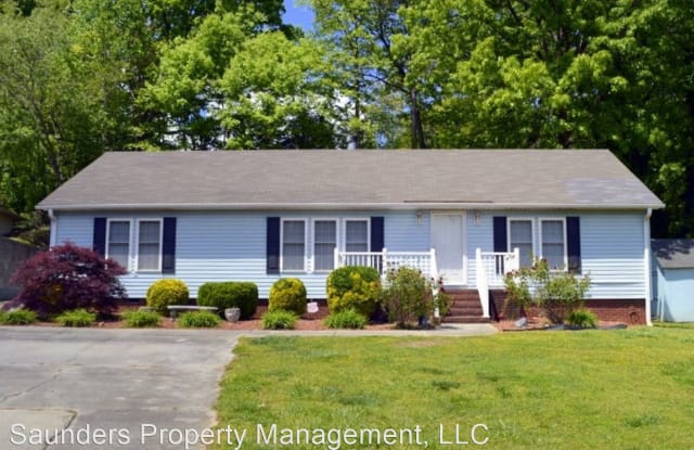 1622 Pembroke Ave - 1622 Pembroke Avenue Southwest, Winston-Salem, NC 27103