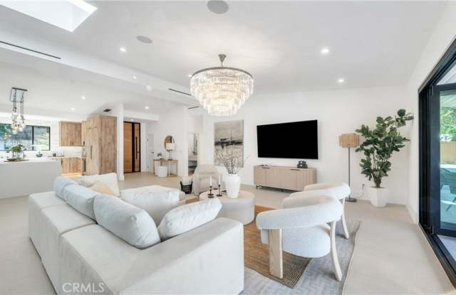 18829 Paseo Nuevo Drive