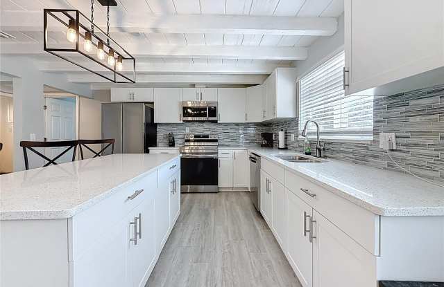 Photo of 1408 ROGERS STREET