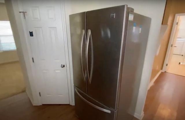 Room in 5 Bedroom Home at Genlee Dr