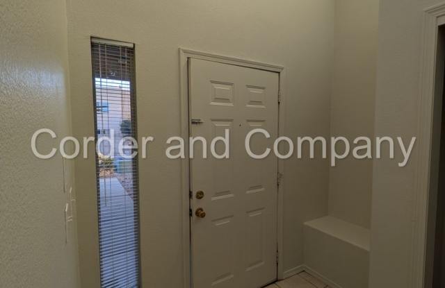 Beautiful  Cozy 3 Bedroom 2.5 Bathroom 1,760 Sq.Ft 2 Story Townhome