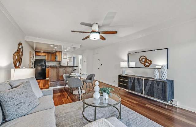 151 Buckingham Dr Unit 261