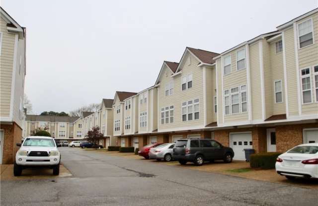 4752 Beach Bay Court