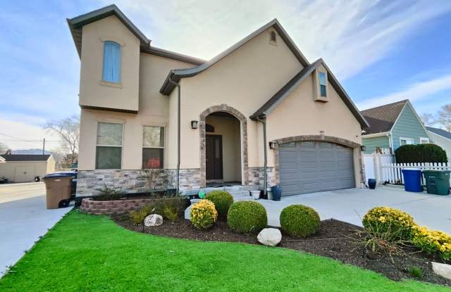 Lovely 3 Bed/1.5 Bath Home in SLC! - All Utilities Included - 1029 South 900 West, Salt Lake City, UT 84104