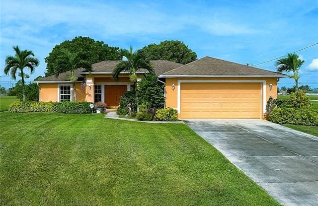 1108 NW 15th PL - 1108 Northwest 15th Place, Cape Coral, FL 33993