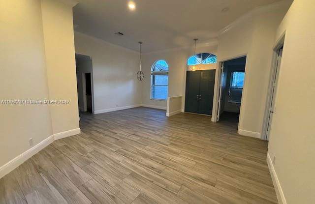 1825 Victoria Pointe Circle