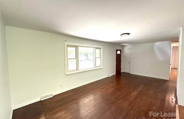 7045 Ridge Lane Road