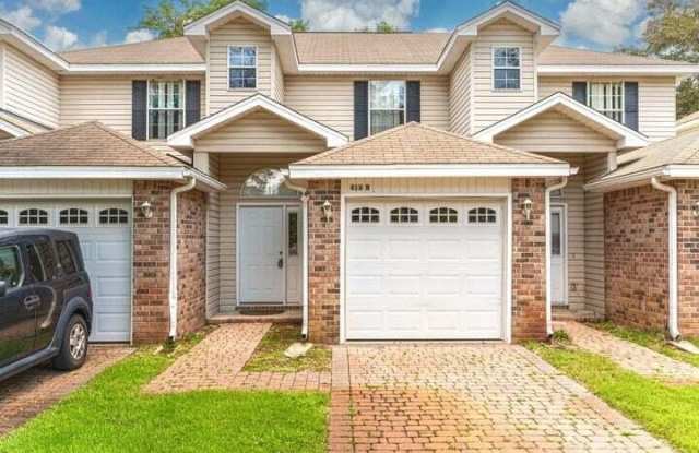 418 Bear Road
