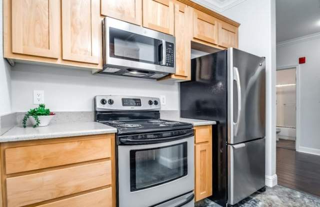 Photo of 7598 Monterey Road