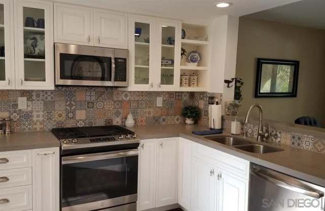 12307 Caminito Mira Del Mar