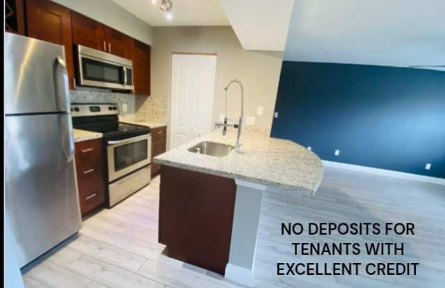 1239 SW 46TH AVE #908