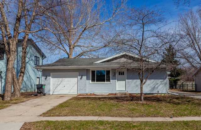 411-413 Opal Circle - 413