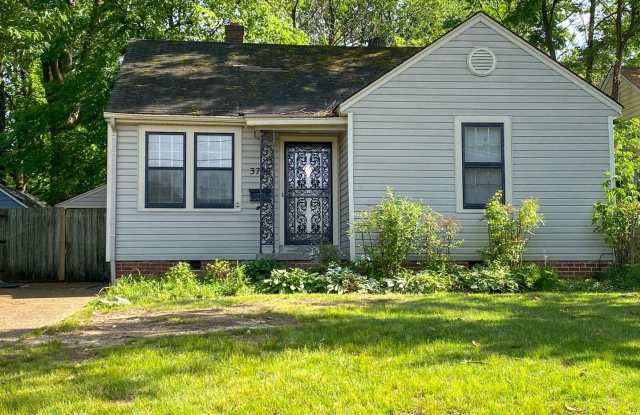 3739 Spottswood