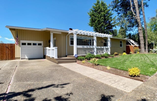 6414 NW Firwood Drive - 6414 Northwest Firwood Drive, Hazel Dell, WA 98665