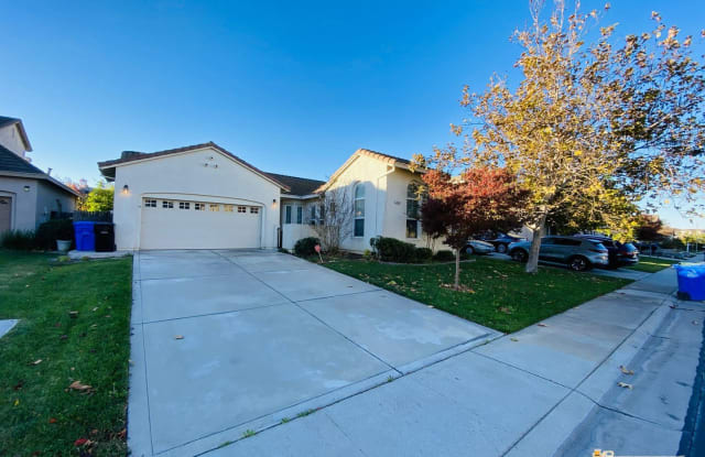 7120 Elvora Way - 7120 Elvora Way, Elk Grove, CA 95757