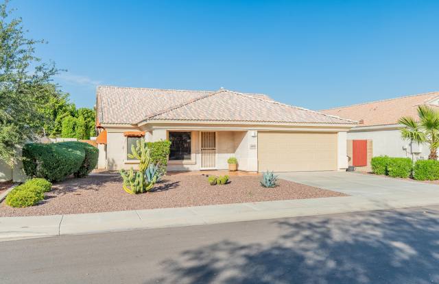 5872 W COCHISE Drive - 5872 West Cochise Drive, Glendale, AZ 85302