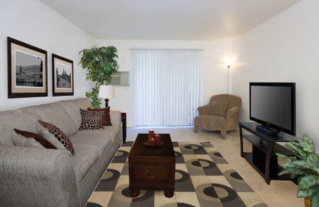 Hyde Park Apartments