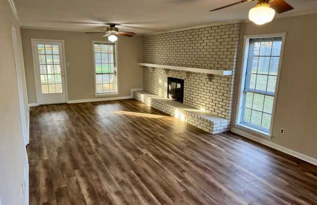 122 York Haven Dr Collierville, TN