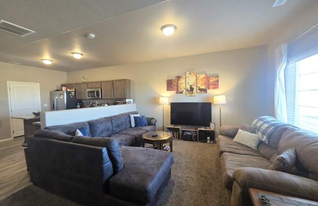 7662 Spruce Pine Grove - 1