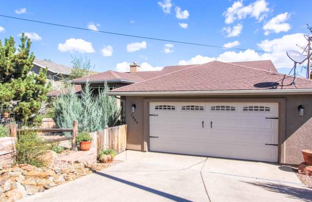 3 bedroom Home in Diamond Valley