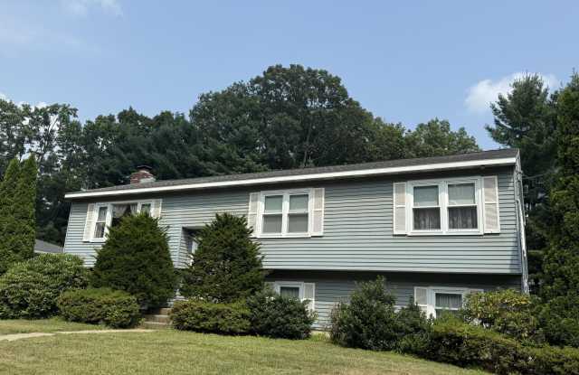 12 Lakewood Drive