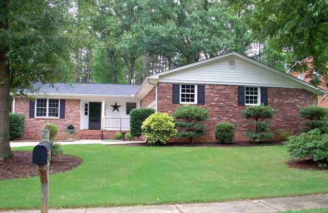 8 Meredith Lane