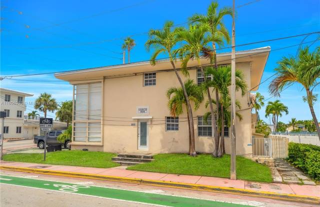 8500 Byron Ave