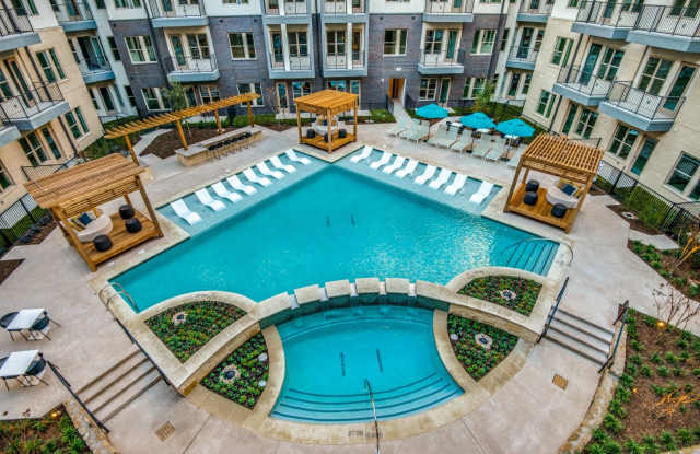 Photo of Luxia Gallery House